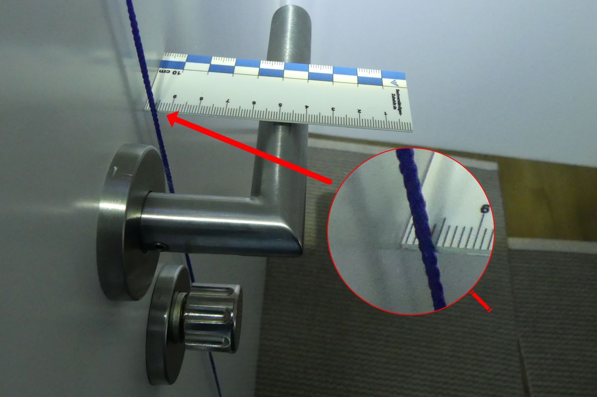 Schadenfall Türe schräg